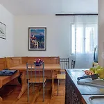 Apartman Pjescana Uvala 14564b *