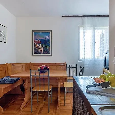 Apartment Pjescana Uvala 14564b *