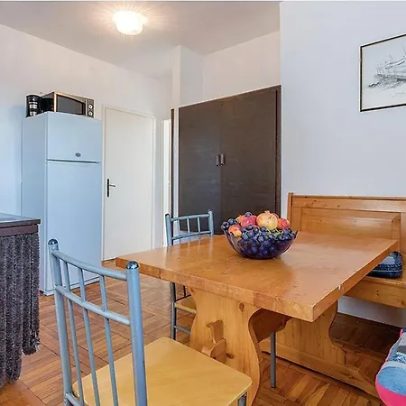 Pjescana Uvala 14564b Apartman *