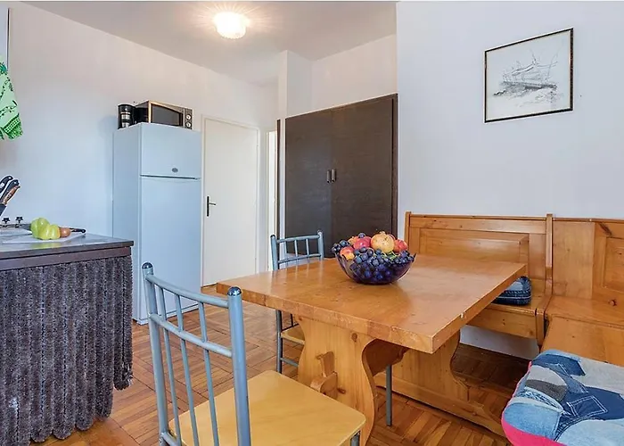 Pjescana Uvala 14564b Apartment *
